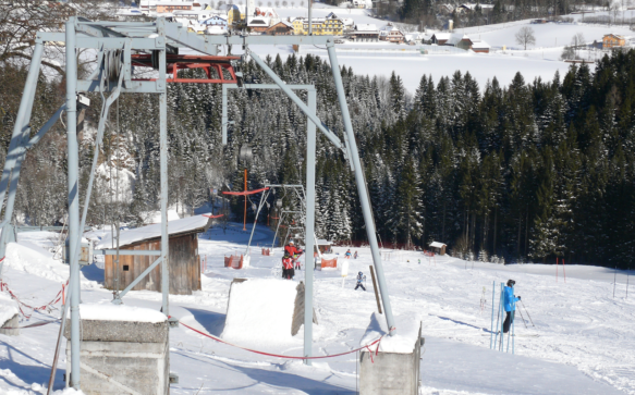 Wo schon Renate Götschl und Regina Sackl ihre Schwünge in den Schnee gezogen haben, erwartet Wintersportfans reines Skivergnügen.