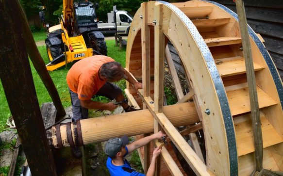 Die Hornschmied Mühle in Miesenbach läuft wieder