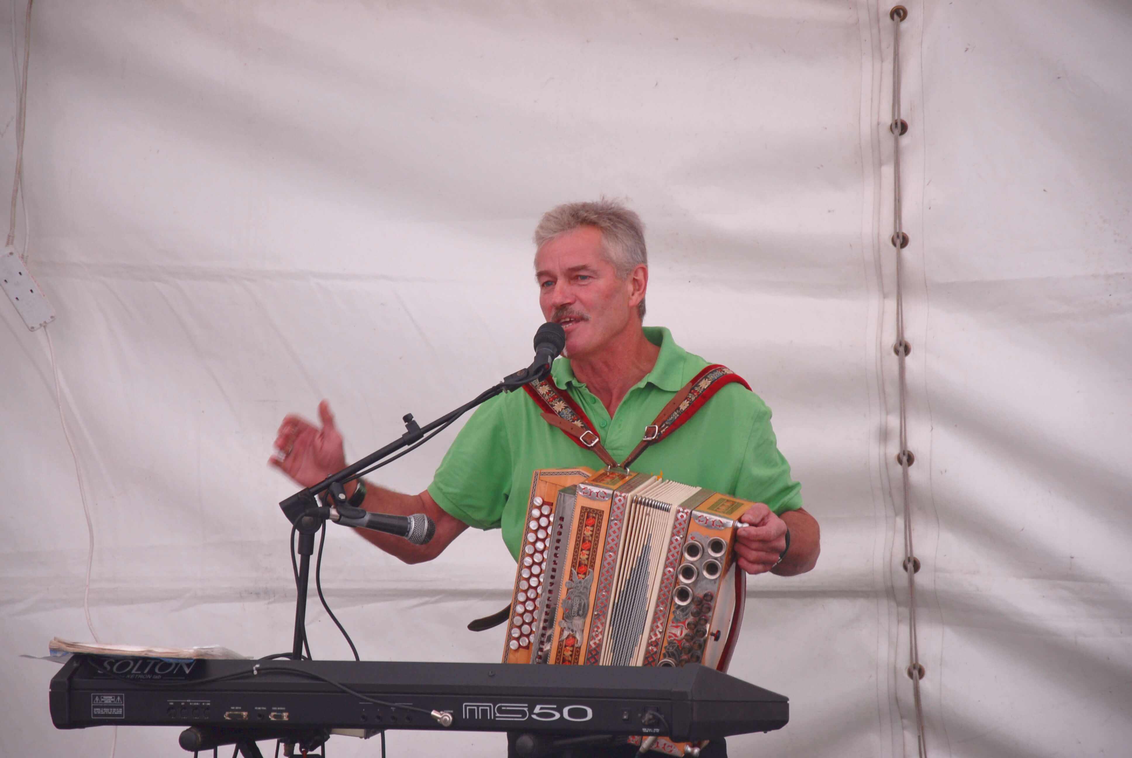 Unser Musiker am Gästefest, der SEPP