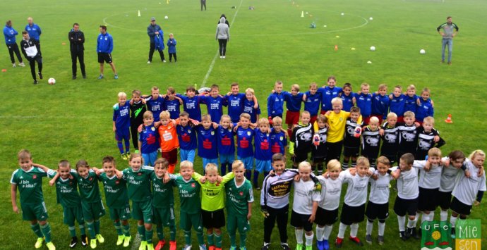 nix als Fußball in Miesenbach