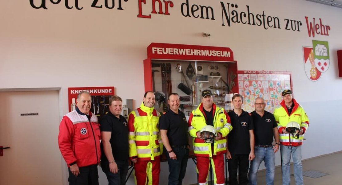 Spendenübergabe ÖLRG(1)