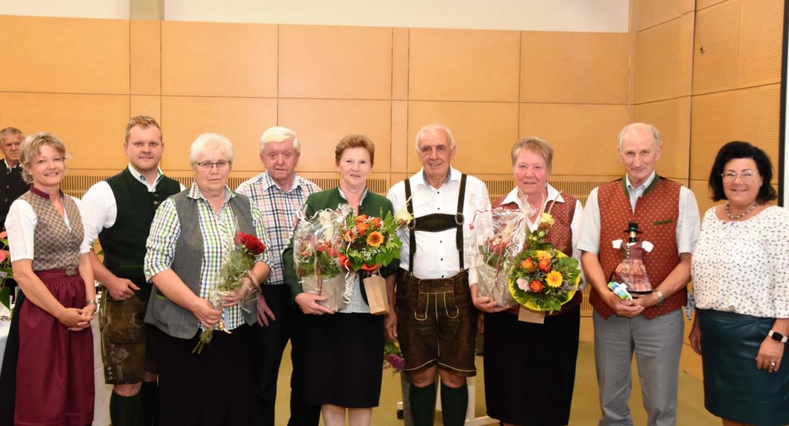 Die Gemeinde Miesenbach gratuliert