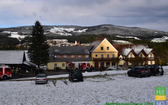 Mehrwehrenübung in Miesenbach